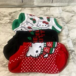 Hello Kitty Christmas no-show Womens Socks Set of 3 NWOT